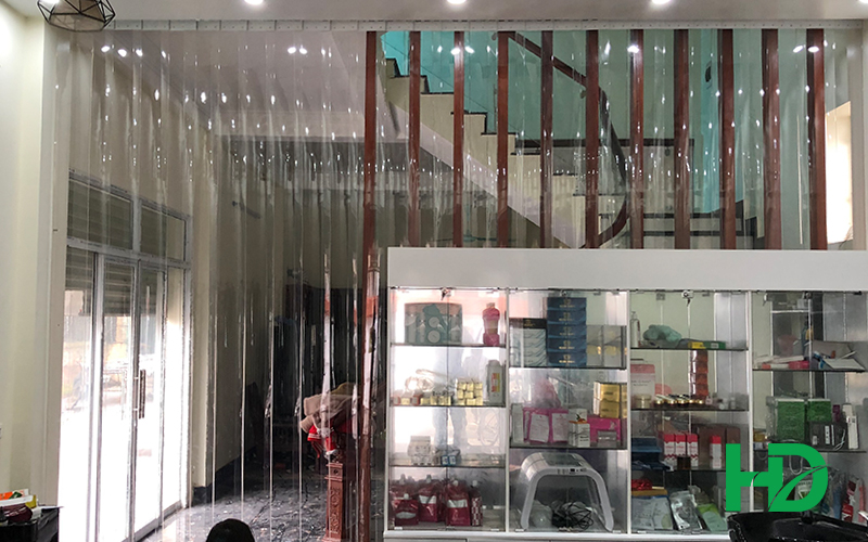 rèm nhựa pvc trượt lùa